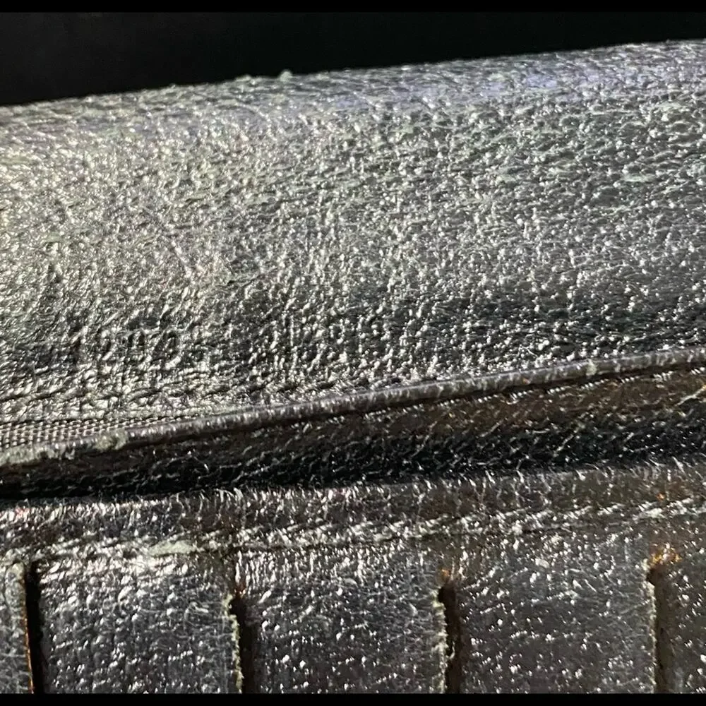 Gucci Authentic Signature GG Black Folding GG Wallet
